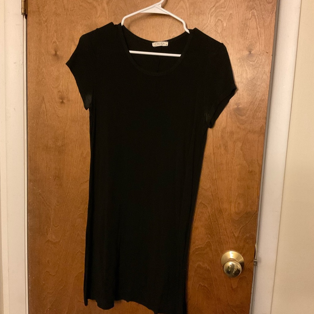 Chic Black Dress